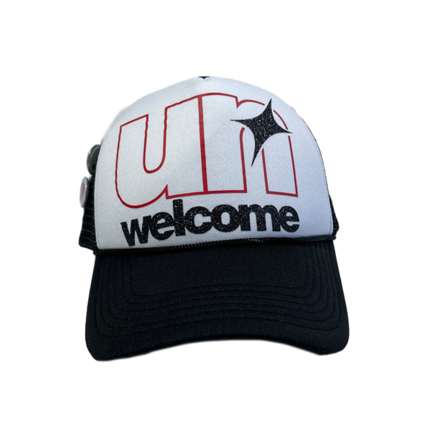 BLACK TRUCKER